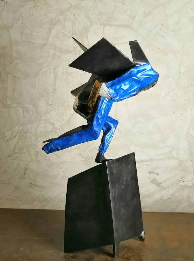 Sculpture Bronze de Julien Allègre : Victoire, Vue 2