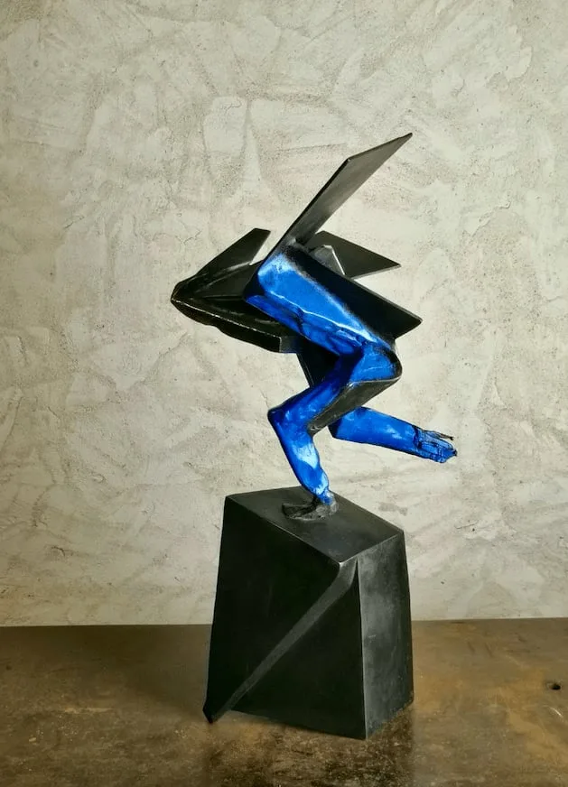Sculpture Bronze de Julien Allègre : Victoire, Vue 3