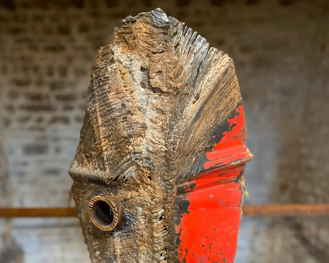 Sculpture de Julien Allègre, acier et bronze: Masque, Vue 2